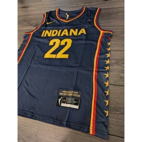 Caitlin Clark #22 Indiana Fever Stitched Jersey - Picture 4 of 5